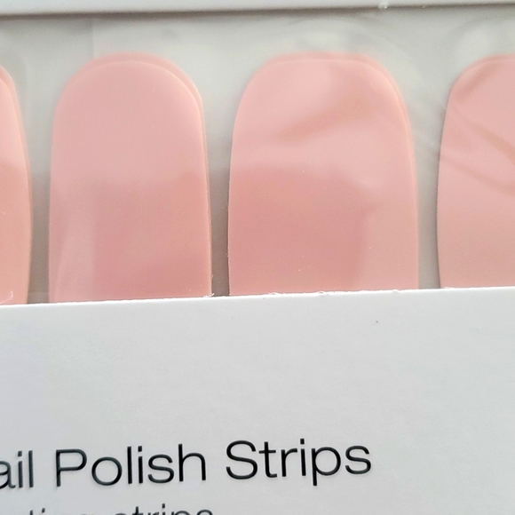 Color Street Himalayan Salt - Picture 2 of 3